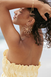 Indi Flower Earrings - Gold