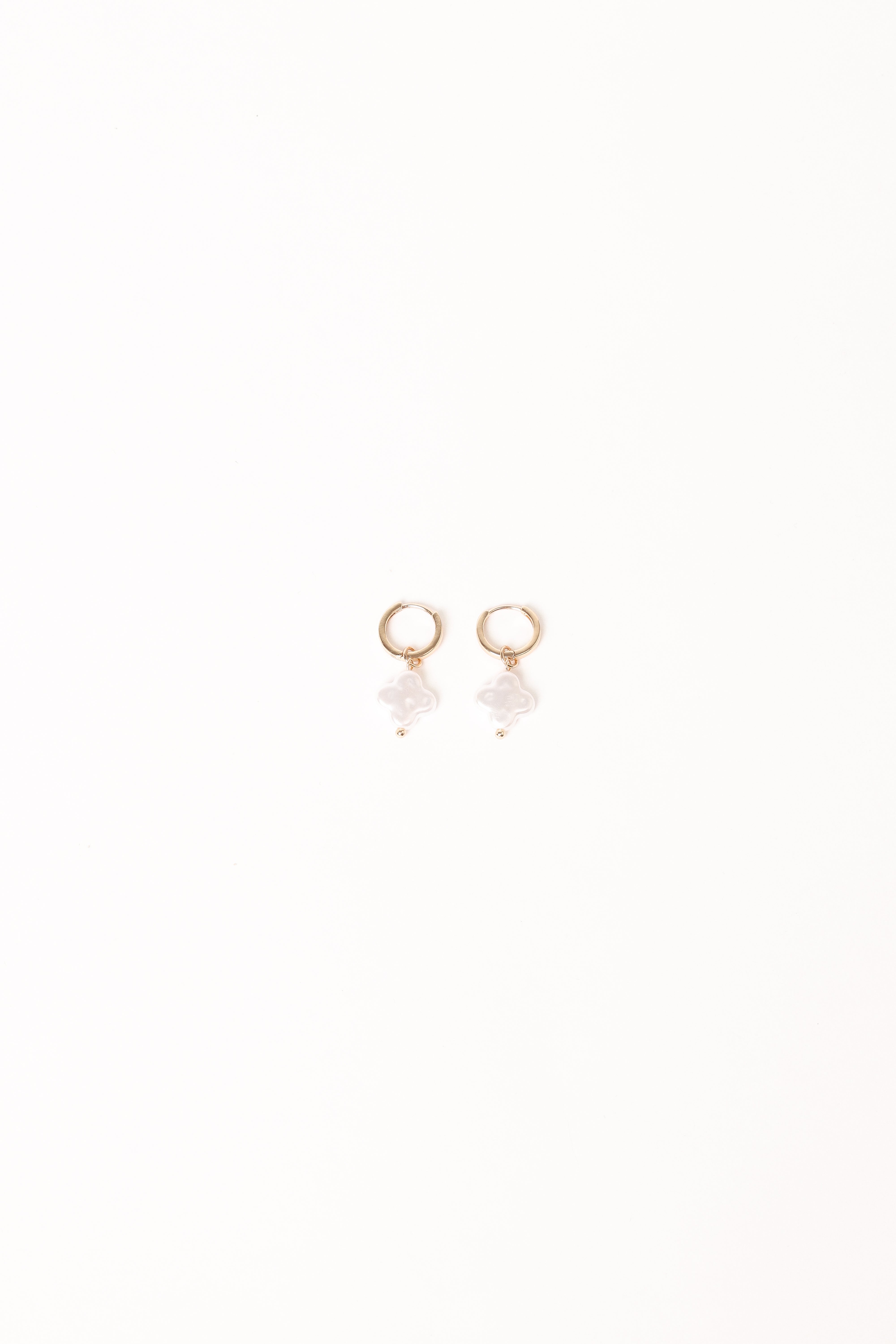 Kieran Earrings - Gold/Pearl
