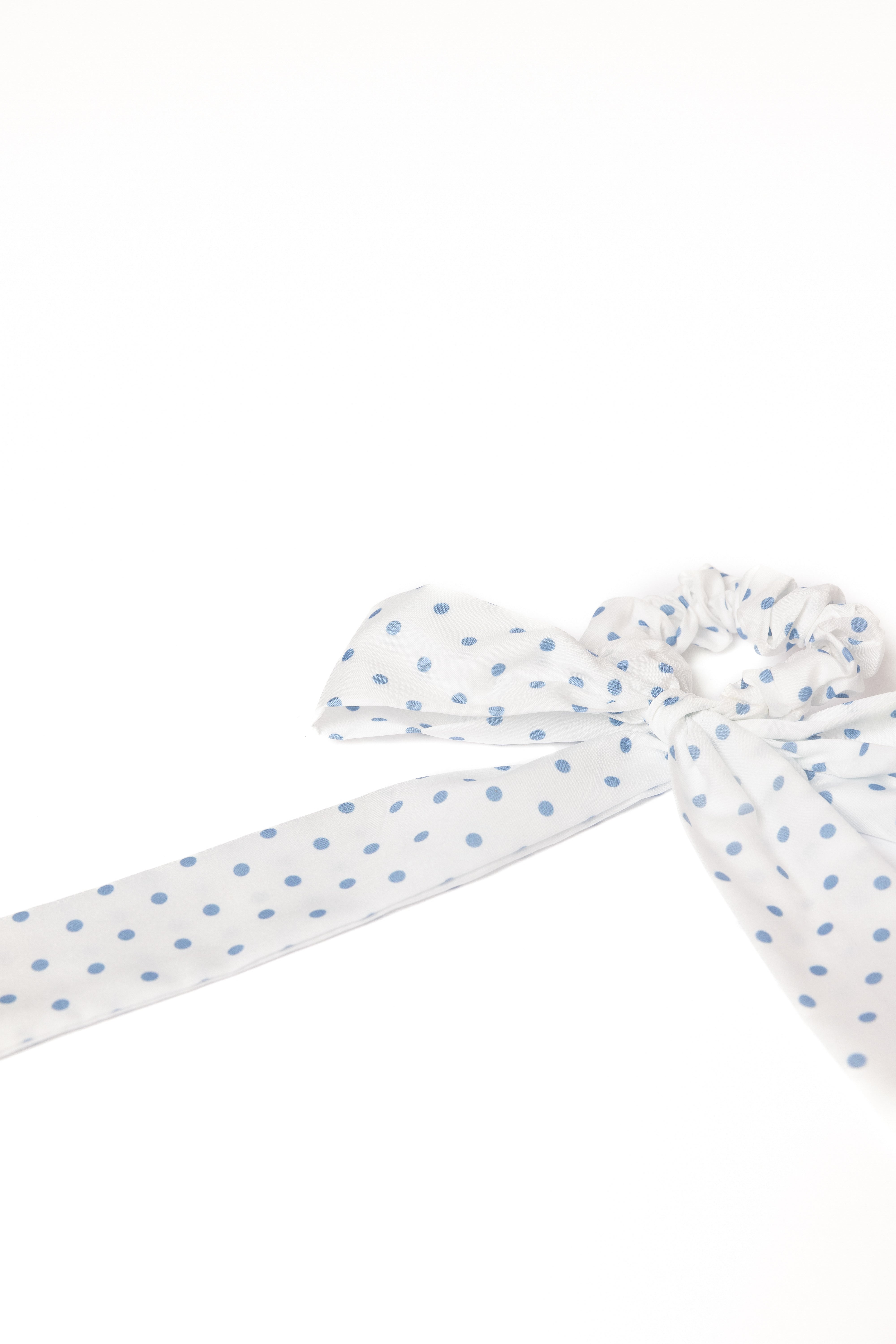 Cass Bow Scrunchie - White