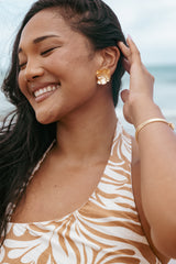 Isobel Flower Earrings - Gold