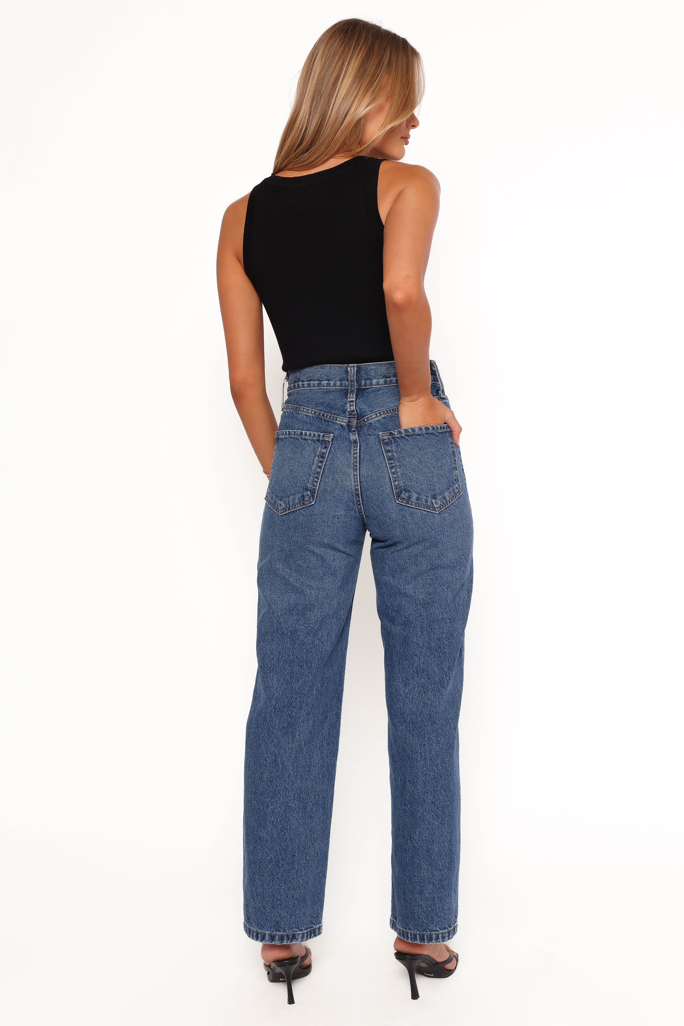 Just Black Relaxed 90s Straight Jean - Dark Denim