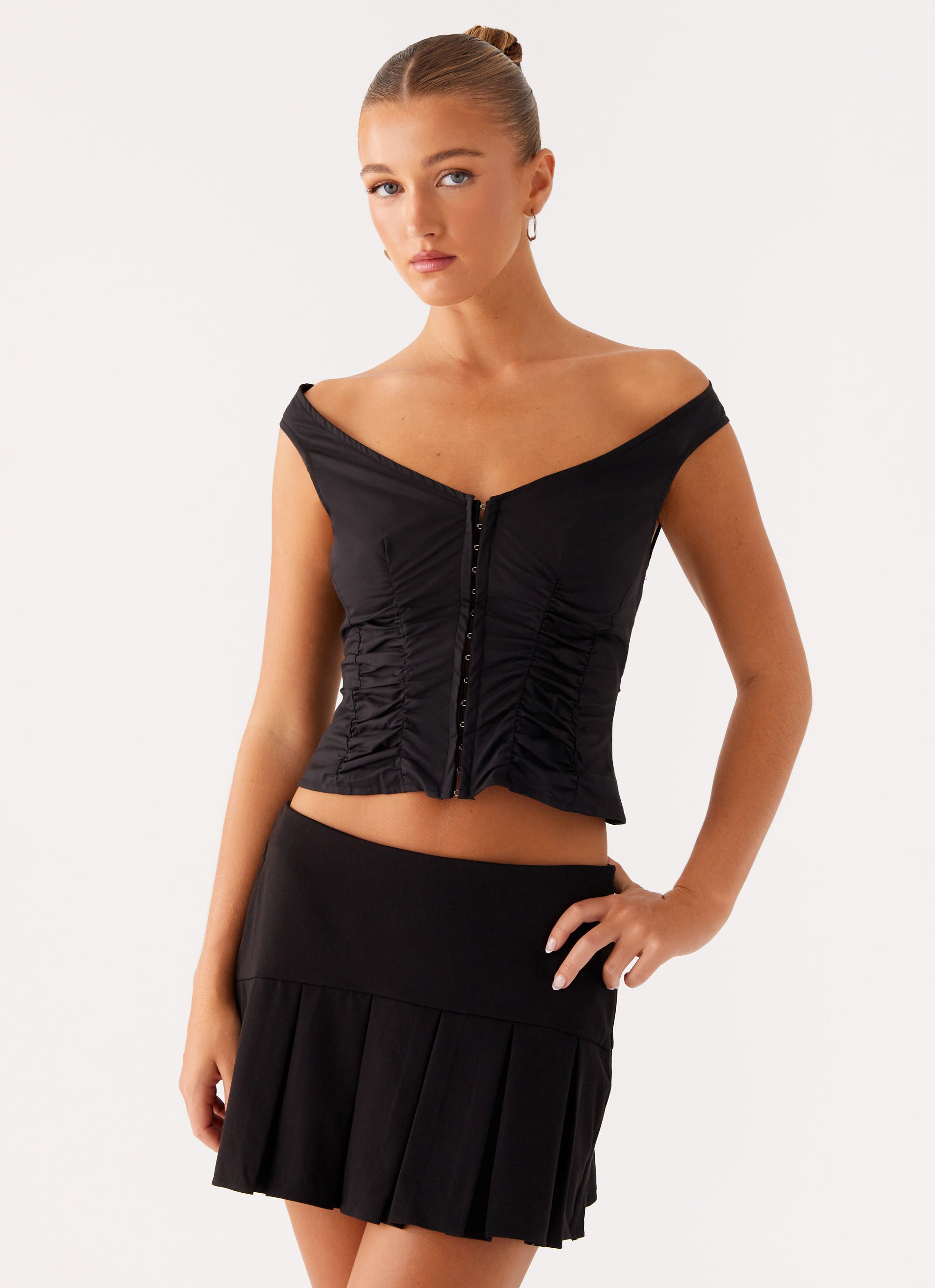 Shelby Pleated Mini Skirt - Black