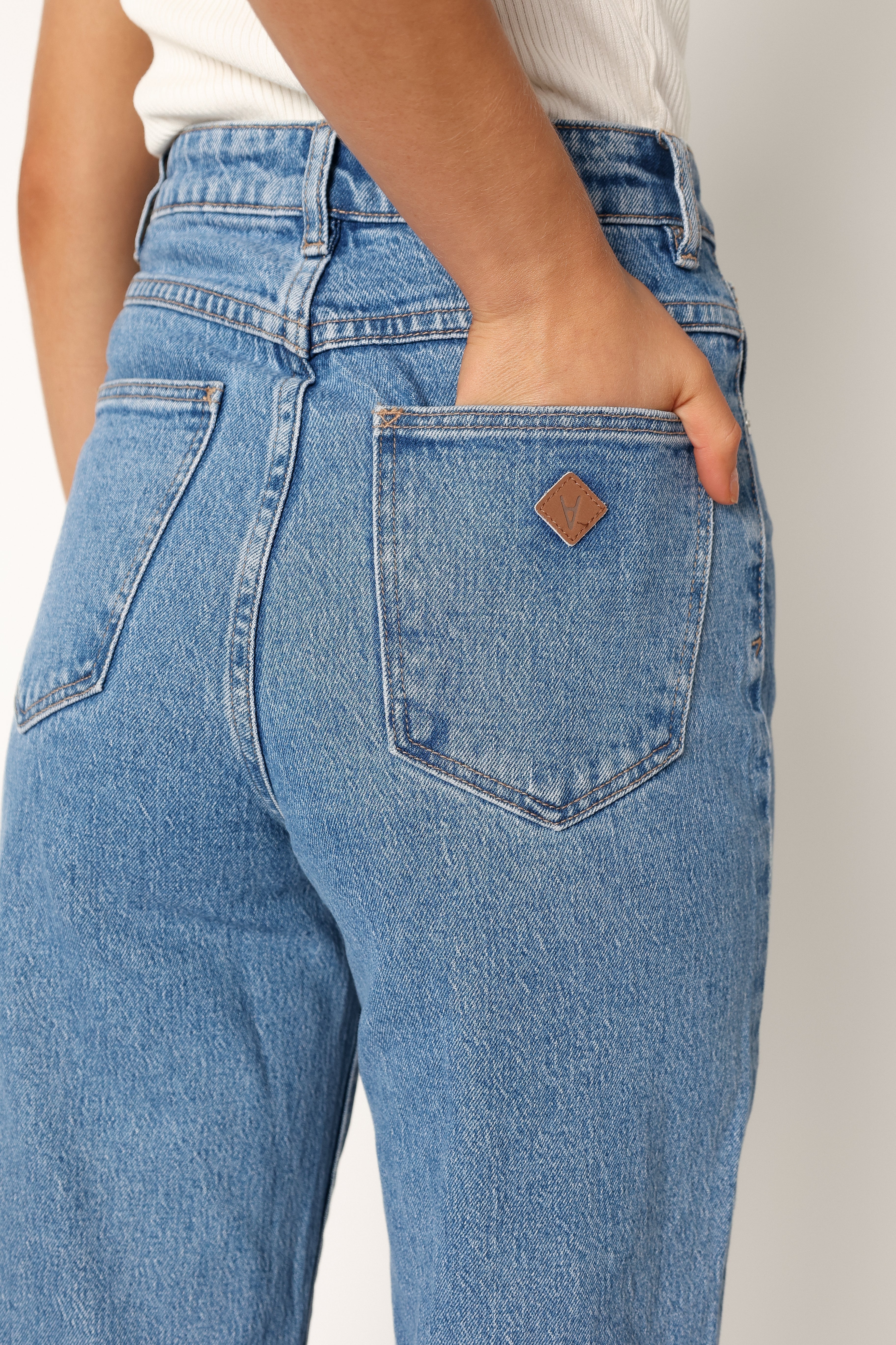 Abrand 94 High Wide Jeans - Debbie