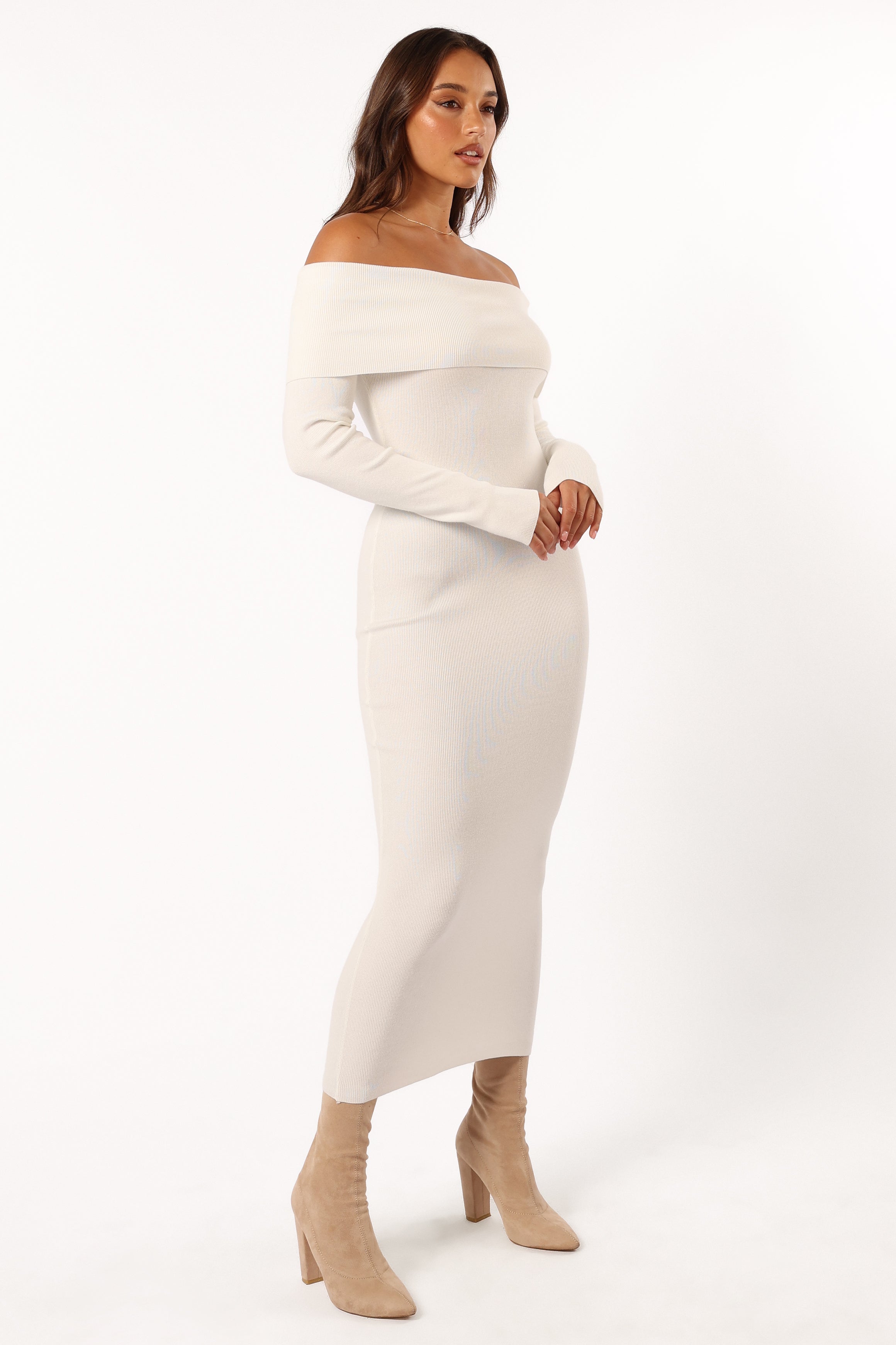 Archie Off the Shoulder Midi Dress - White