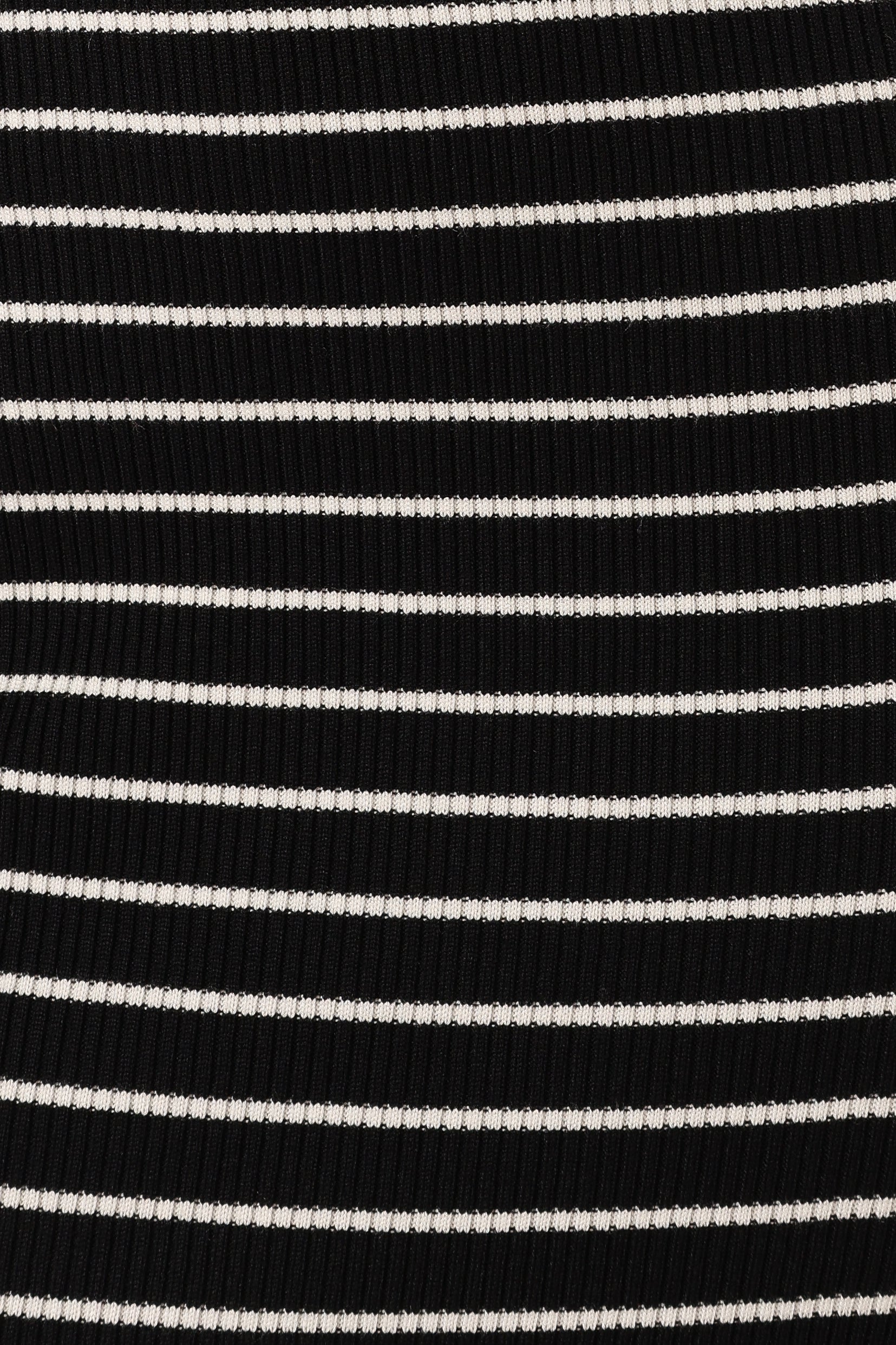 Baxtor Off the Shoulder Midi Dress - White/Black