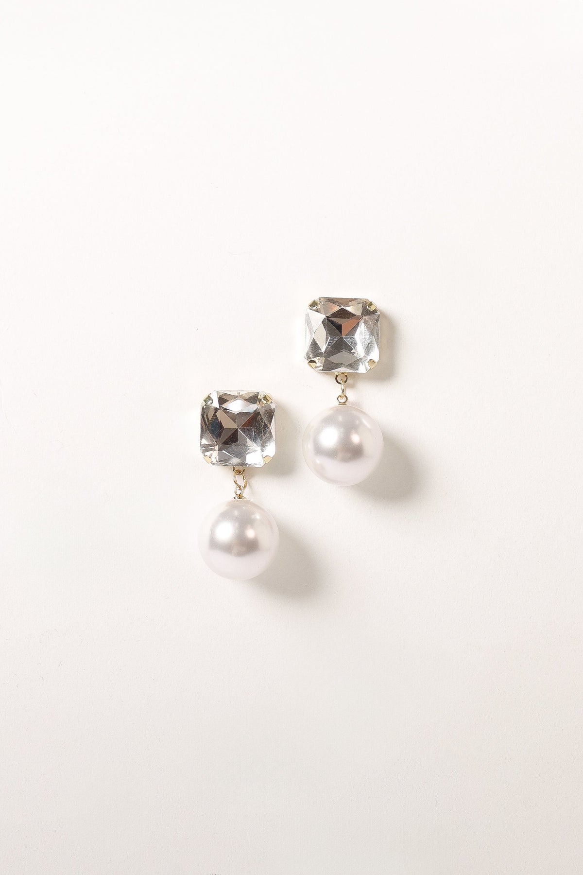 Nadia Earrings - Gold