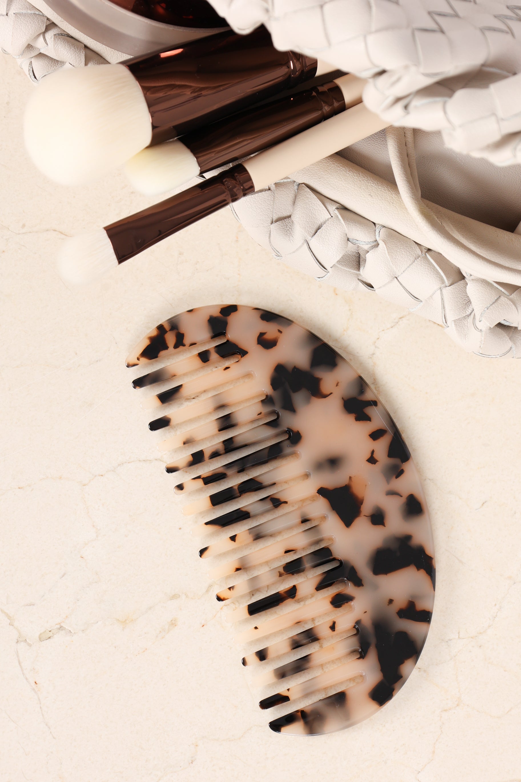 Wyatt Comb - Light Tort