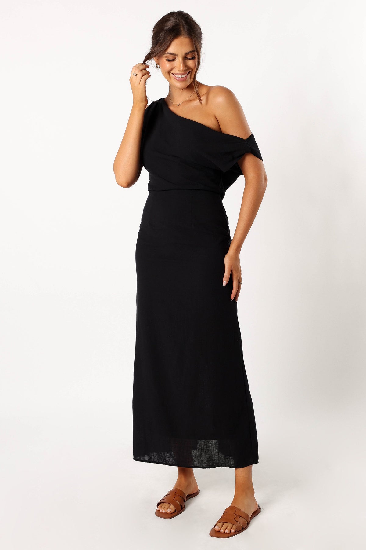 Cosma Off Shoulder Maxi Dress - Black