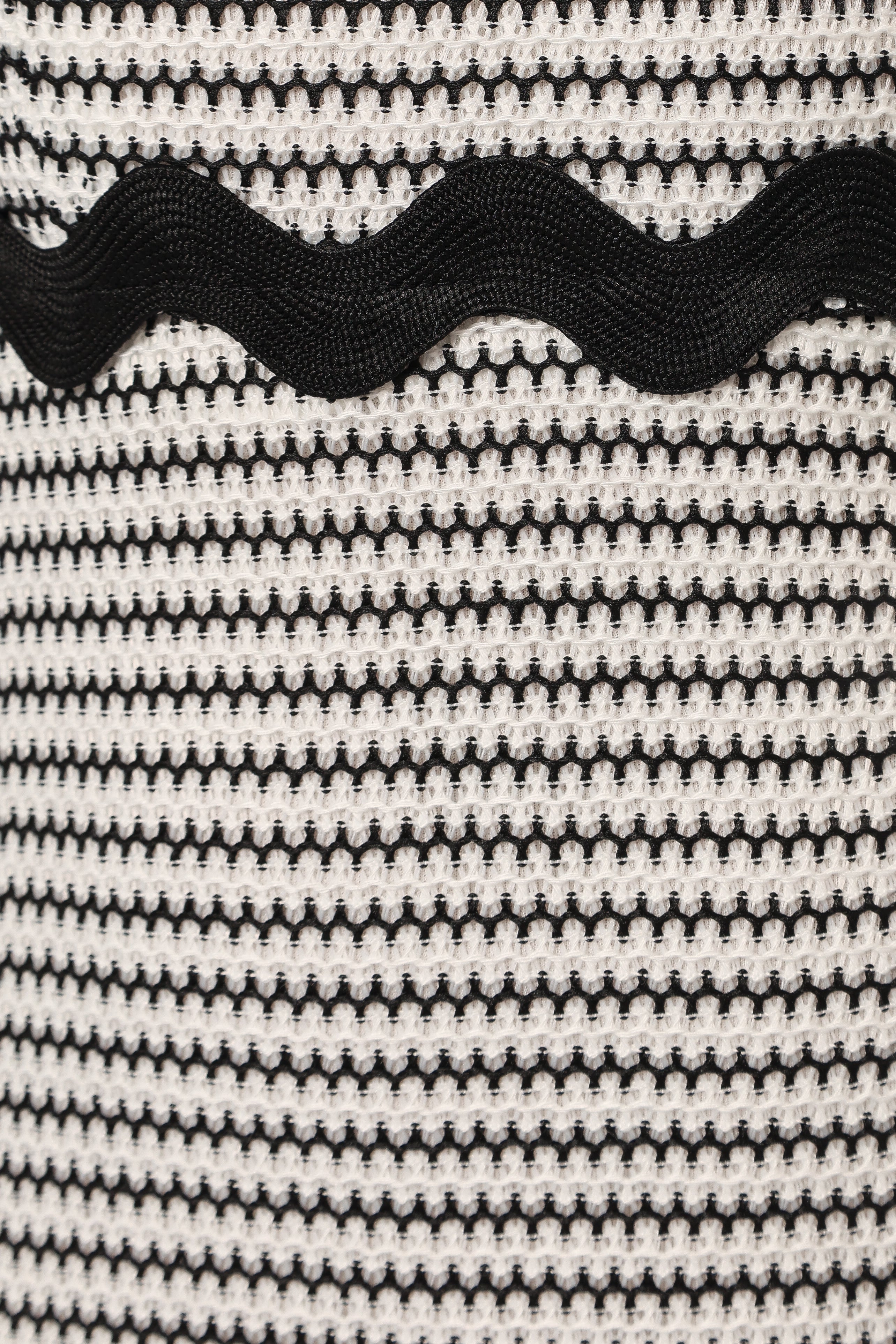 Savvy Midi Dress - Black/White