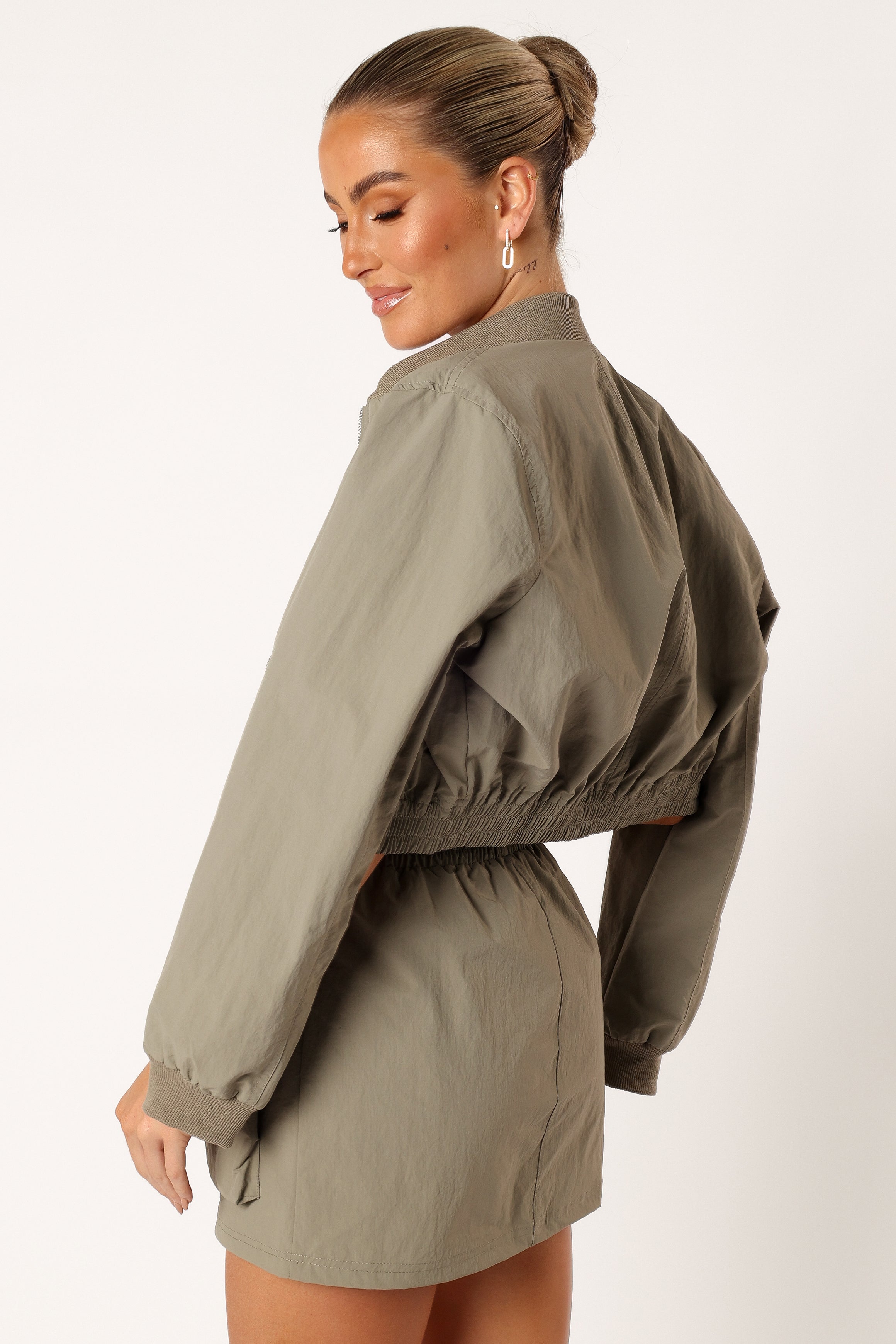 Freddie Two Piece Set - Light Olive