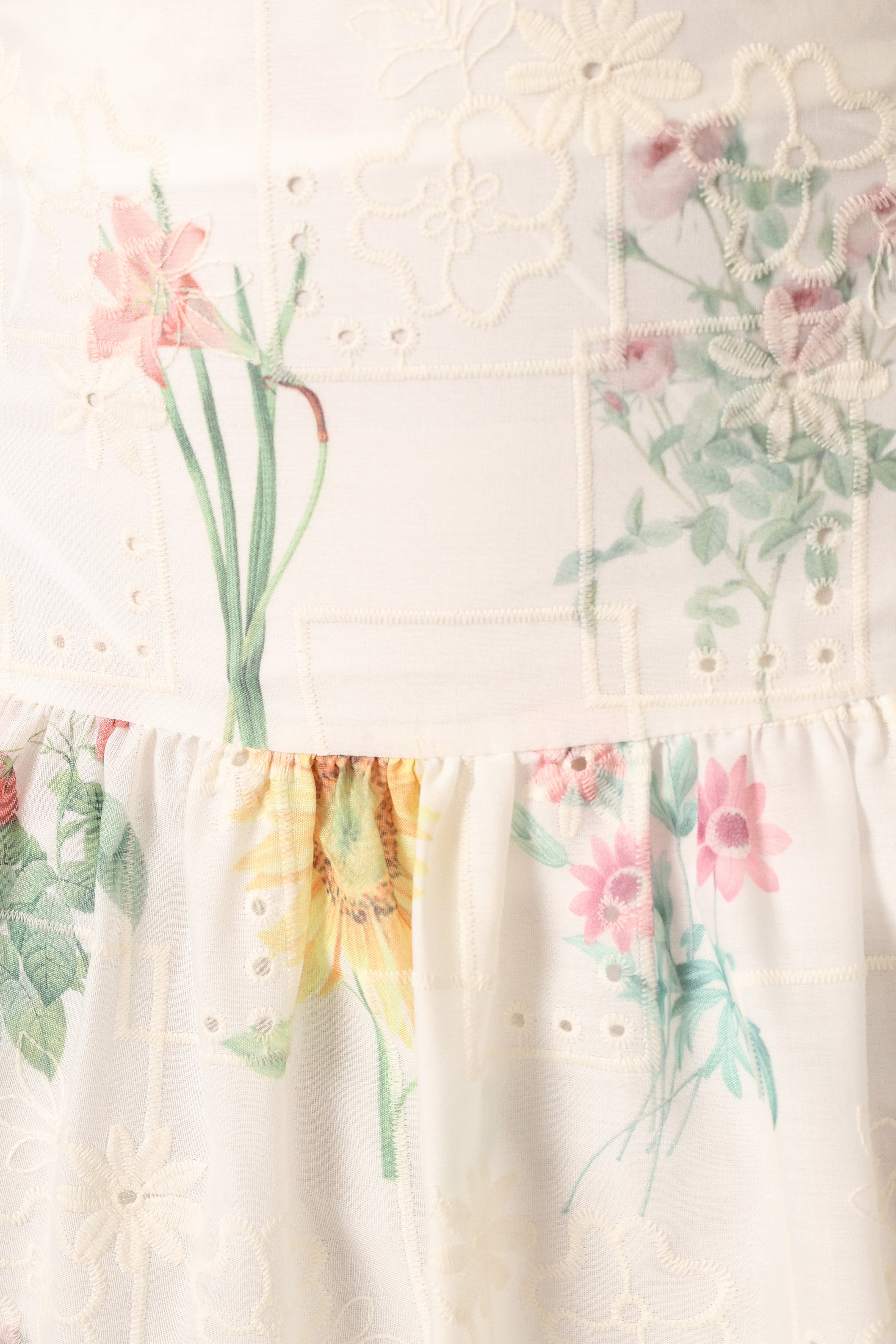 Kara Two Piece Set - White Floral