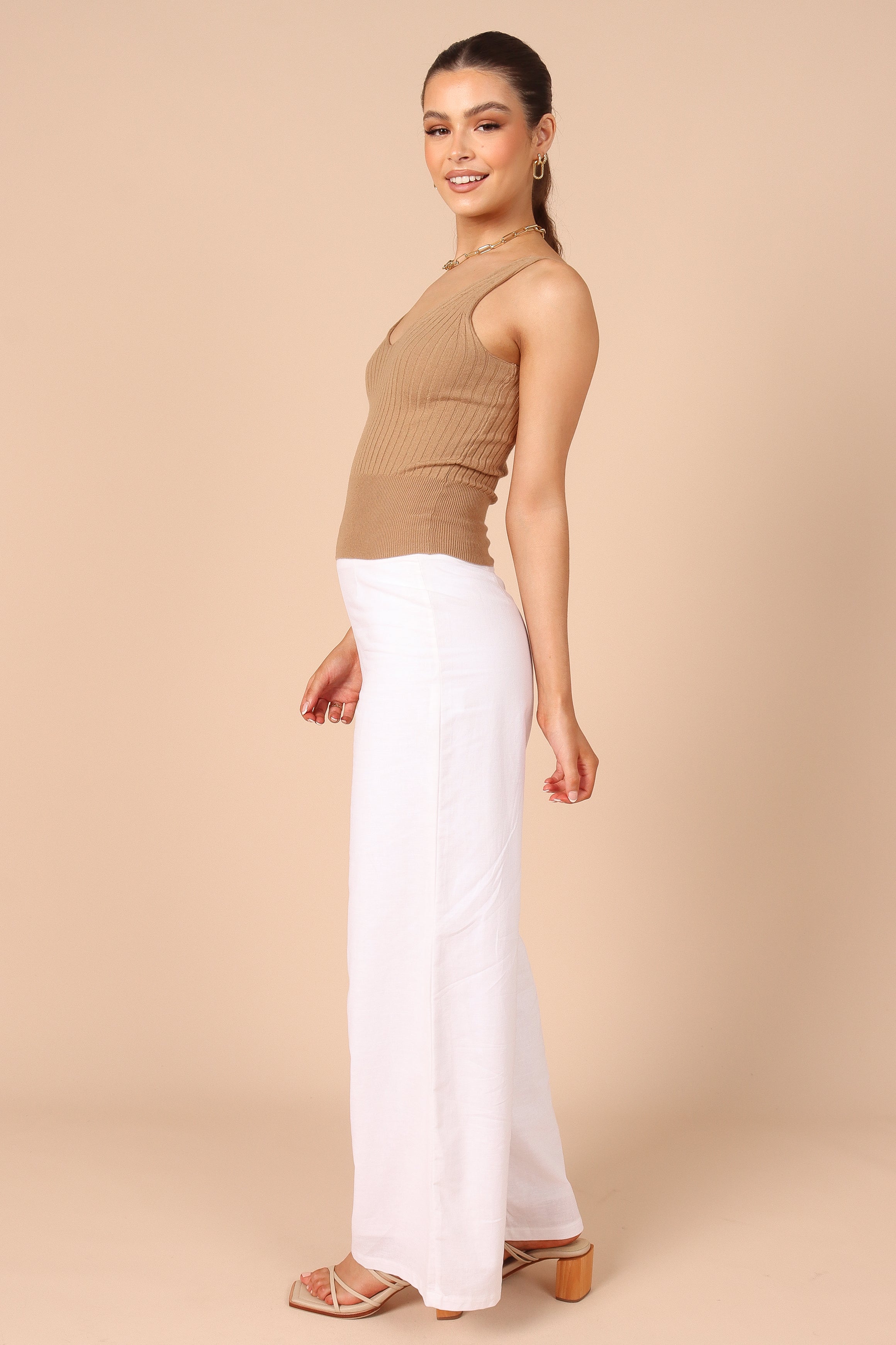 Gemma V Neck Tank Top - Camel